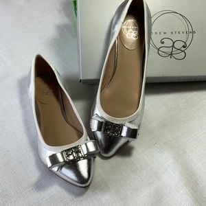 Andrew Stevens Leather Silver Flats NIB size 6.5